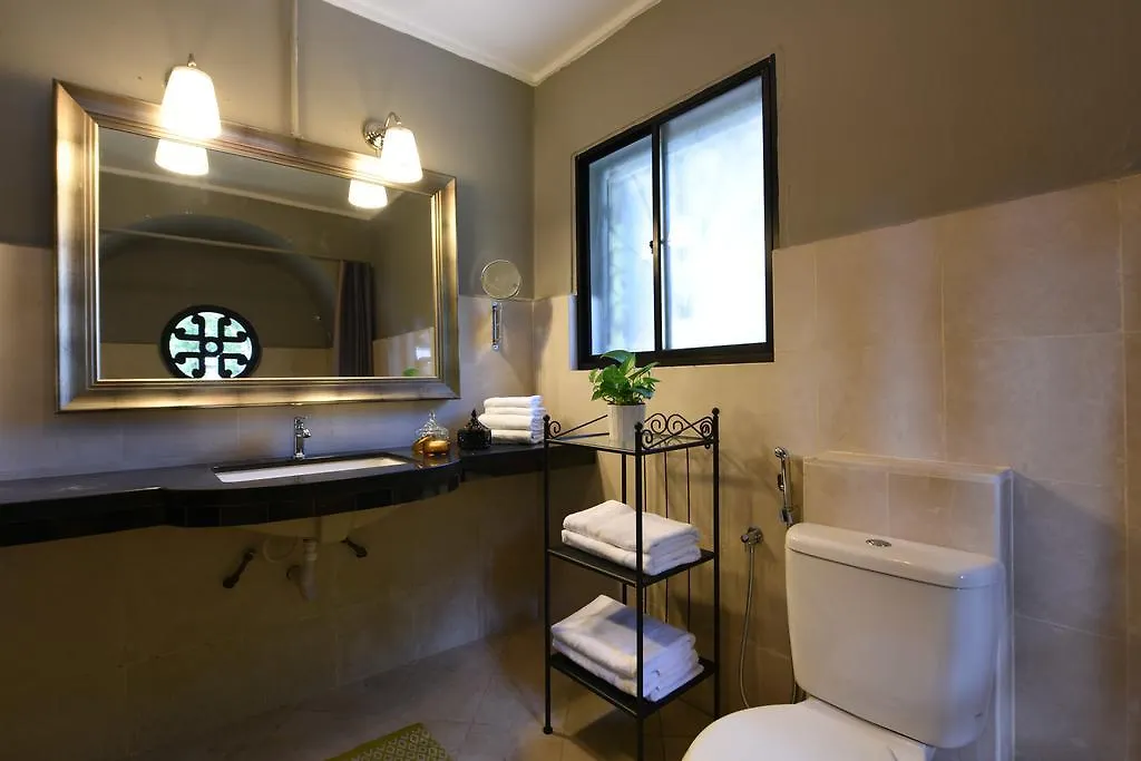 ג'והור בהרו Straits Hill Villa